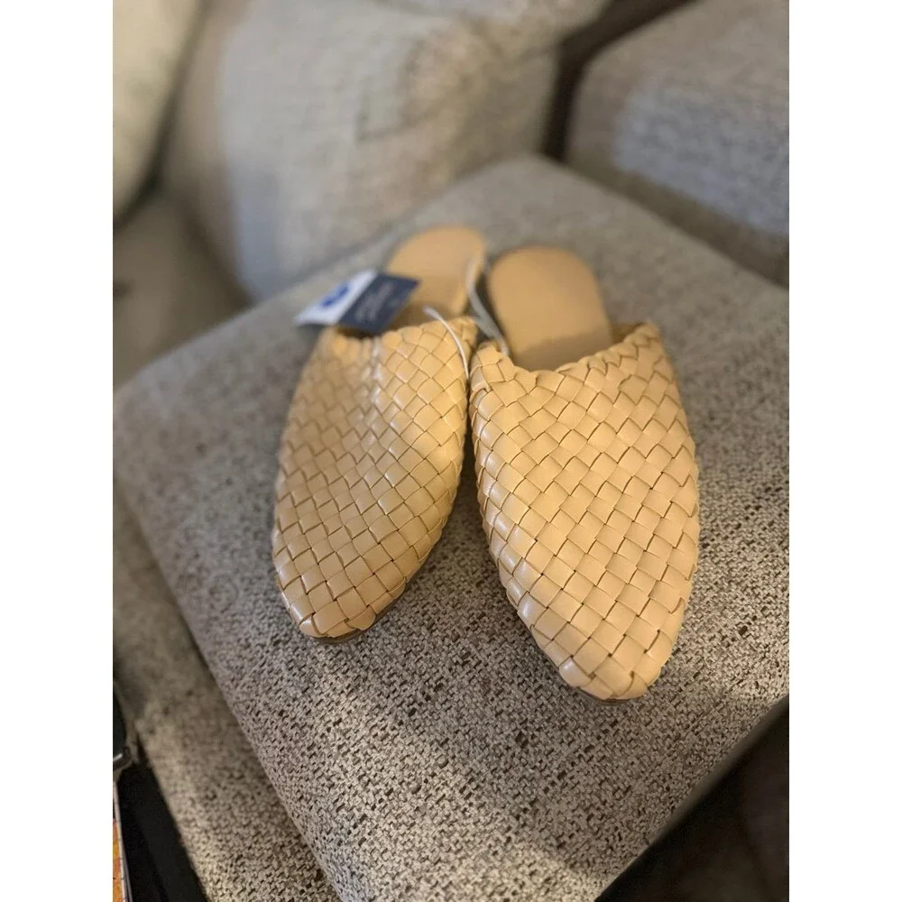 Universal Thread Dinah Woven Memory Foam Slide Sandals Beige Size 7 NWT